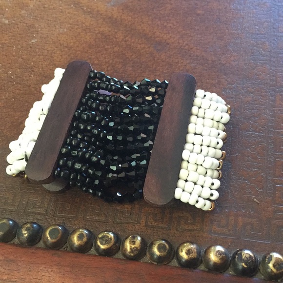 Tommy Bahamas stretch bracelet - Picture 2 of 4